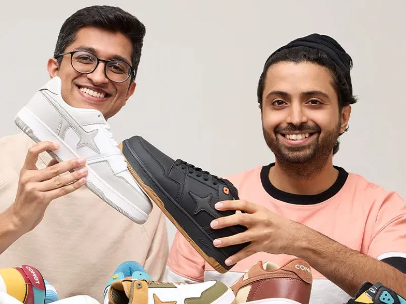 Comet Sneaker