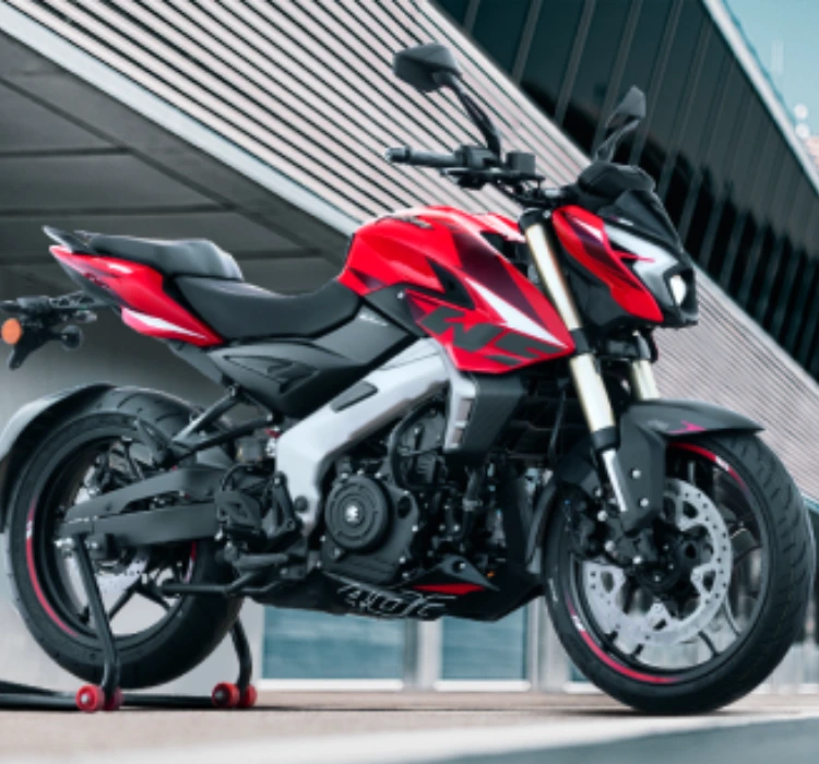 Pulsar ns400z