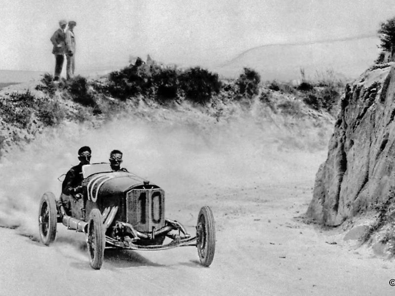 Mercedes-Benz