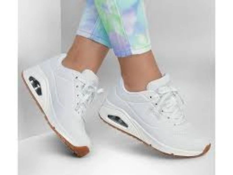 Skechers