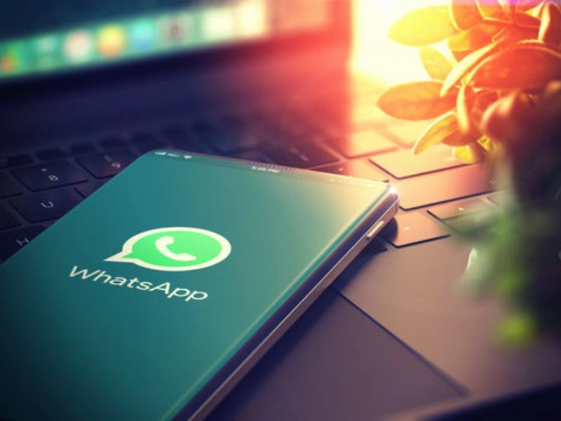Whatsapp, Facebook