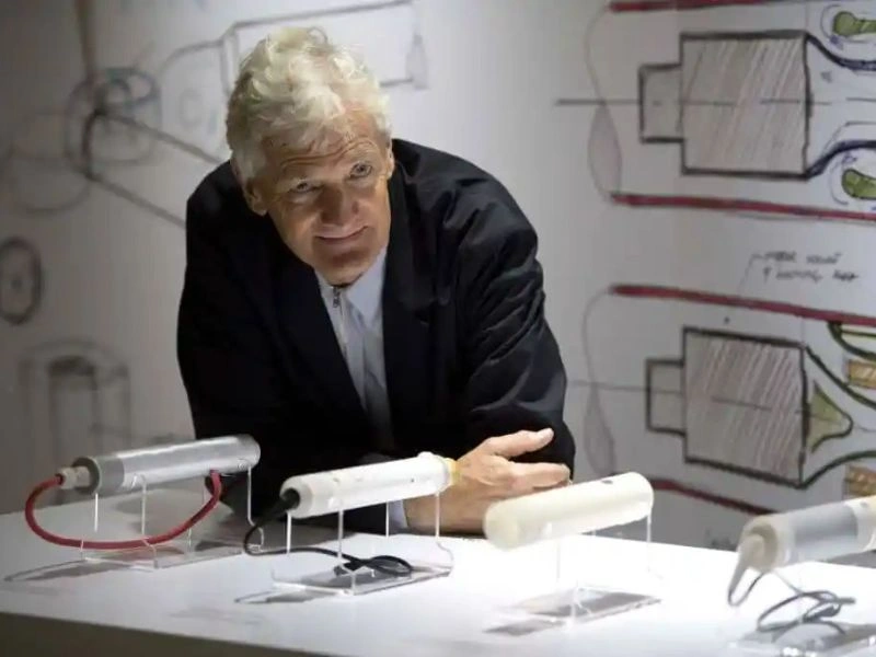 James Dyson